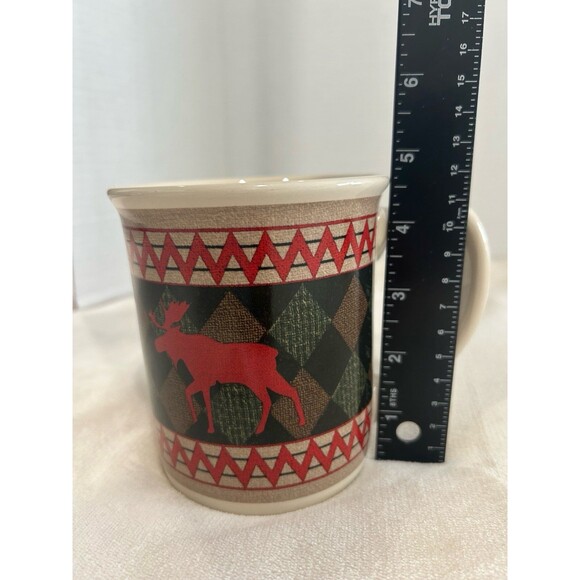 The Hadley Collection by Woolrich Set of (2) Moose Graphic Ceramic Mugs - Picture 9 of 10